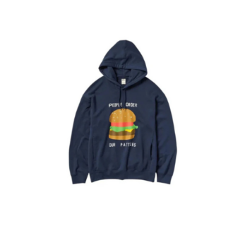 Uniqlo x CPFM SpongeBob SquarePants Hoodie Navy – granatowa bluza z kapturem z kolorową grafiką SpongeBoba, łącząca styl i wygodę.