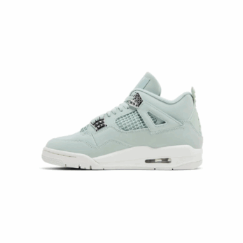 Buty Air Jordan 4 Retro Seafoam Sail – kremowo-miętowe sneakersy z detalami w stylu retro i technologią Nike Air.