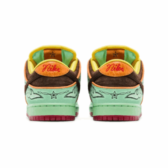 Nike Dunk Low Rodeo Tourmaline – sneakersy z westernowymi detalami i kolorystyką inspirowaną turmalinem.